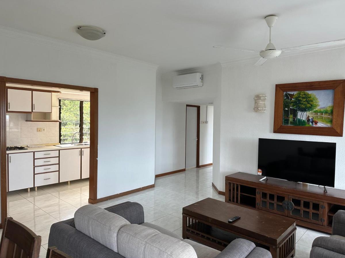 Beach Resort 7 Home Stay Sri Sayang Apartment Batu Ferringhi 3Bedroom Luaran gambar